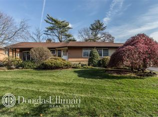 2545 Lindenwere Dr, Merrick, NY 11566