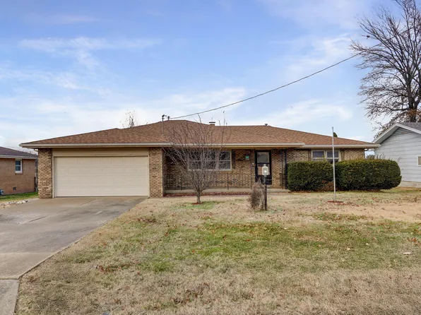 1511 E Snider Street, Springfield, MO 65803