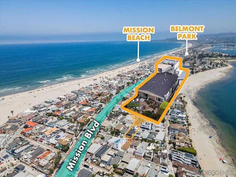 1st image of 820-22 Avalon Ct