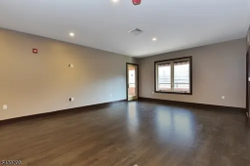 8 White Hall Rd #3 Photo 1