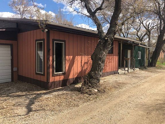 3rd image of 214 7th St E