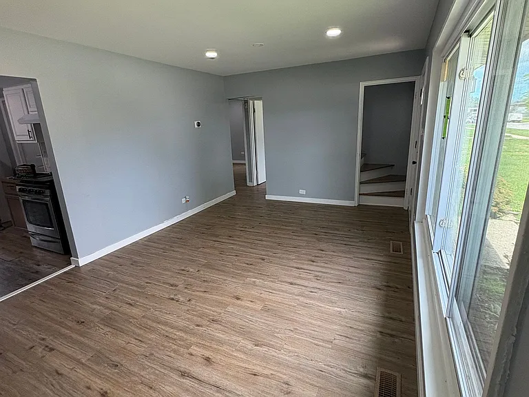 292 Paxton Ave — Photo 4