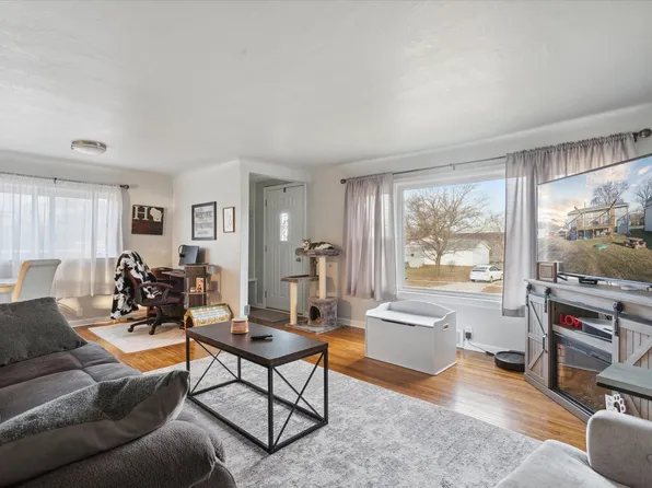 1014 Putnam Ave, Janesville, WI 53546