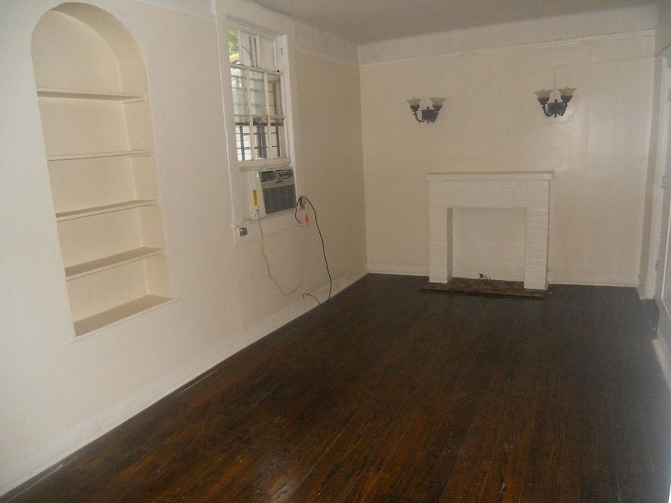 1st image of 1309 Bourbon St APT 6