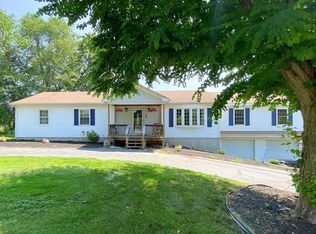 89 Old Farm Rd, Leominster, MA 01453