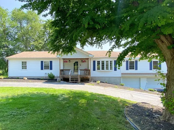 89 Old Farm Rd, Leominster, MA 01453