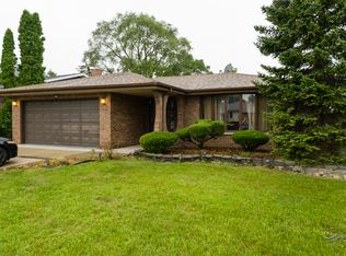 17156 William St, Lansing, IL