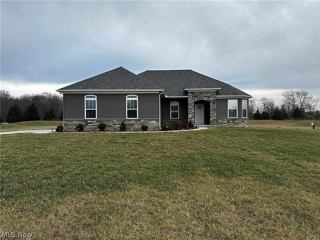 9439 White Tail Run, Amherst, OH 44001 Zillow