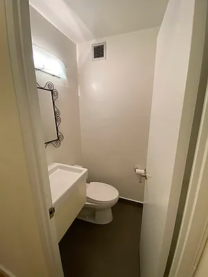 Rented by Olympia House Delaware LP | media 35