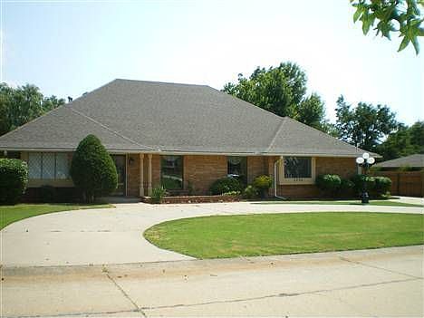 1st image of 2208 Alderham Ave