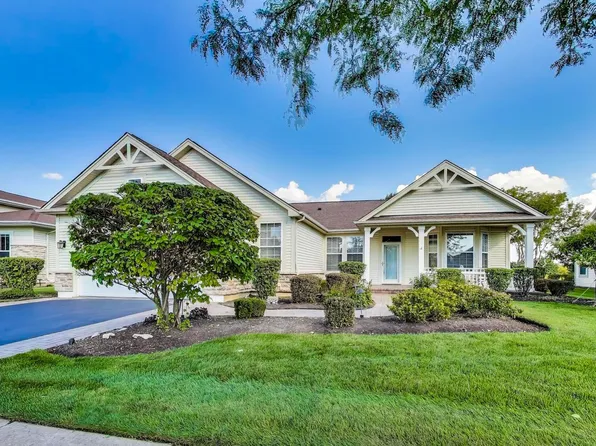 11972 Stonewater Xing, Huntley, IL 60142