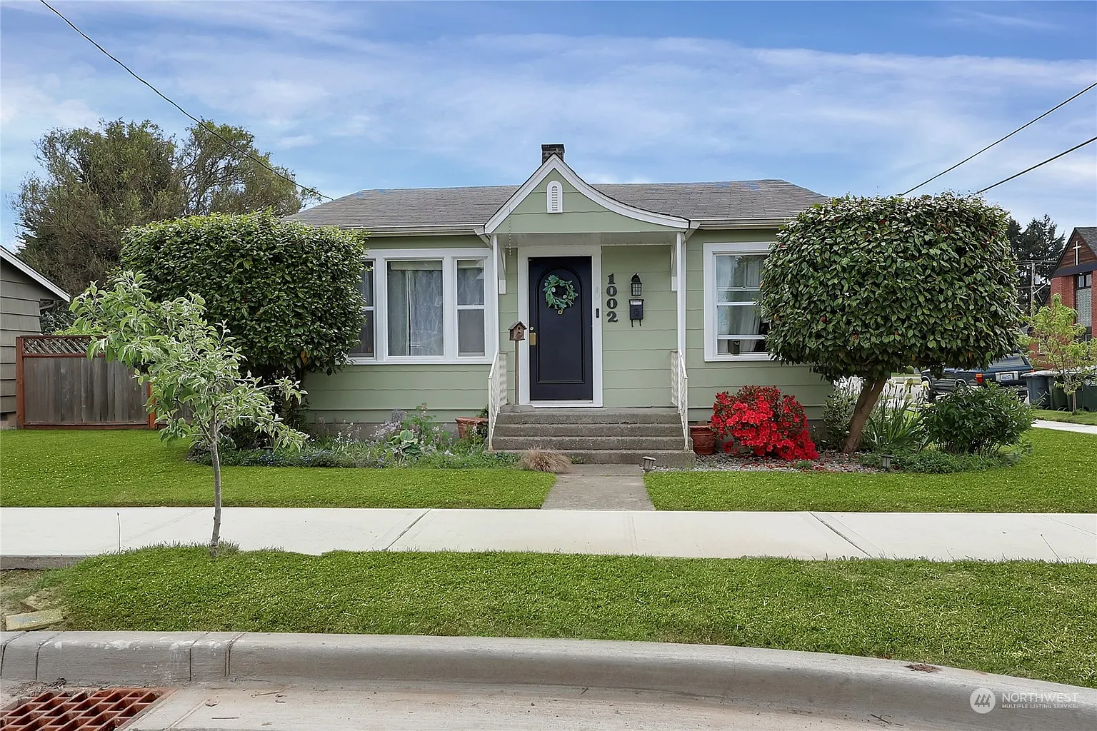 1002 Park Street photo 1