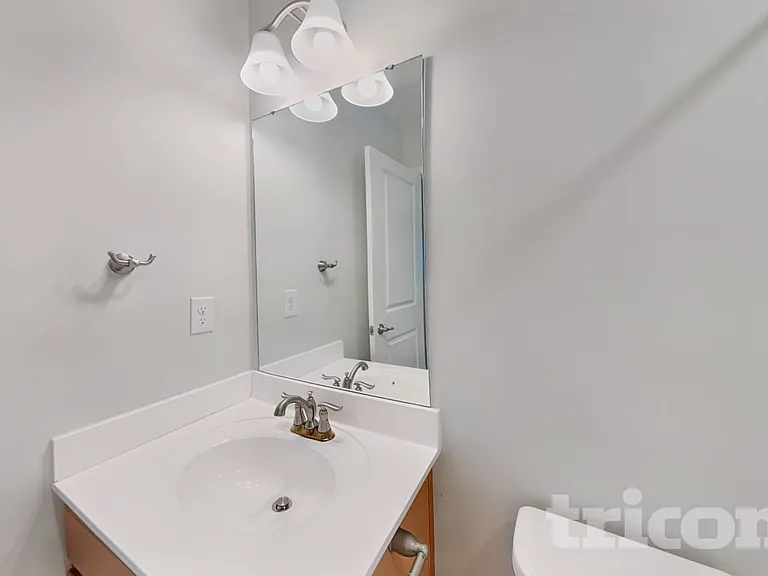 112 Hackney Ln — Photo 14