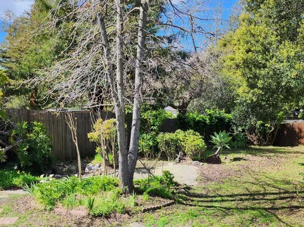 D St, Hayward, CA 94541