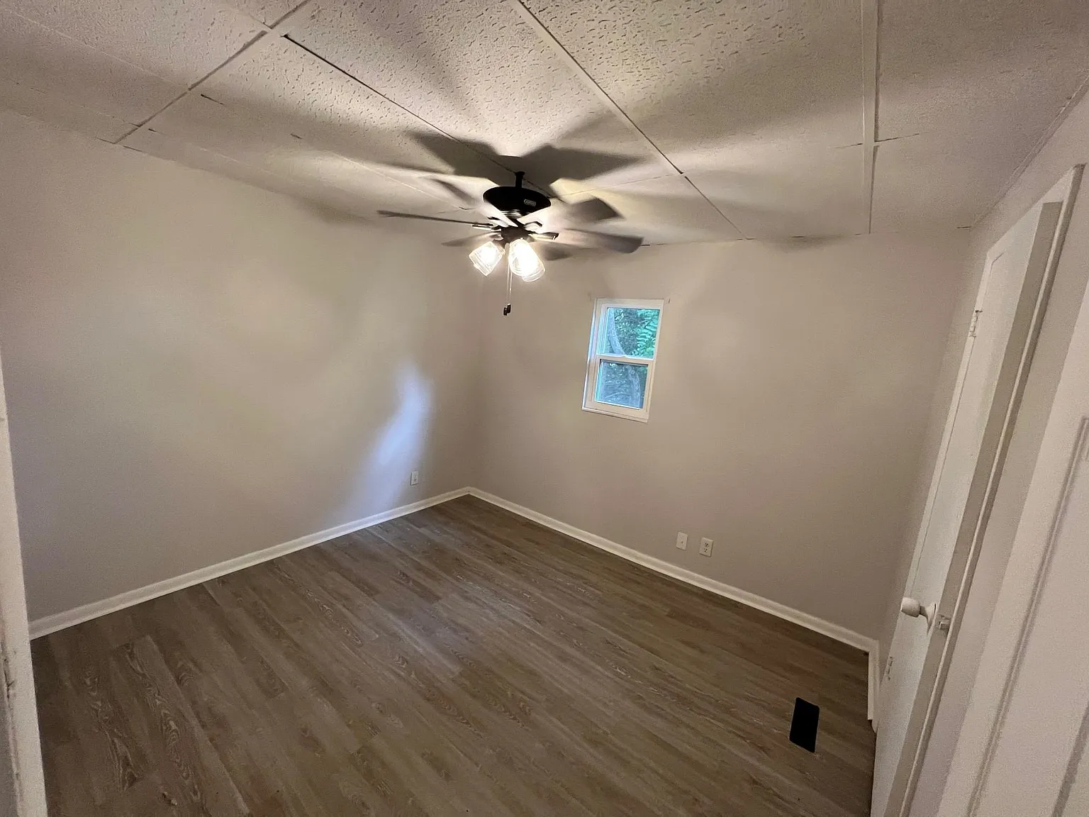 2 bed, 695 sqft, $775 — Photo 2