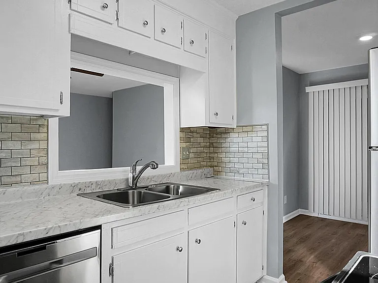 158 Hummingbird Ave #B — Photo 18