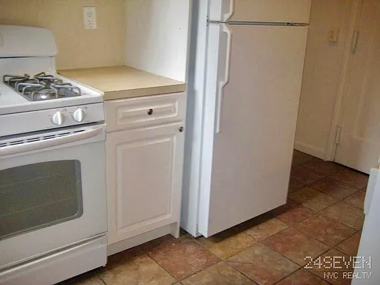 Rented by 24 7 NYC Realty Inc. | media 30