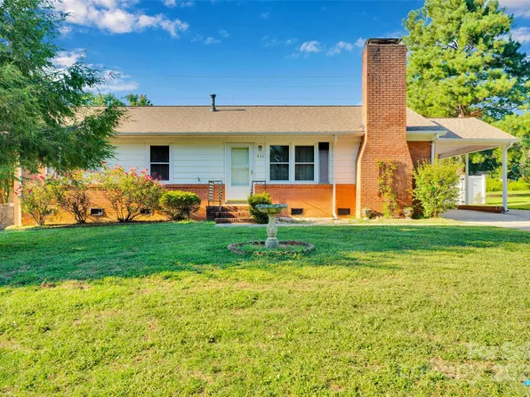 922 Holly Dr, Gastonia, NC 28054