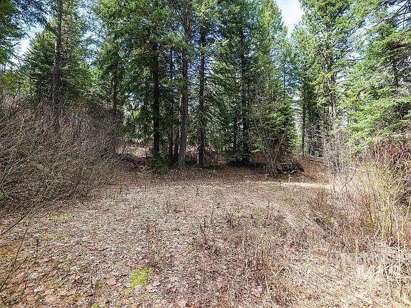 2nd image of 573 W Mountain Rd