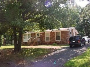 1041 Pine Ln, Eden, NC 27288