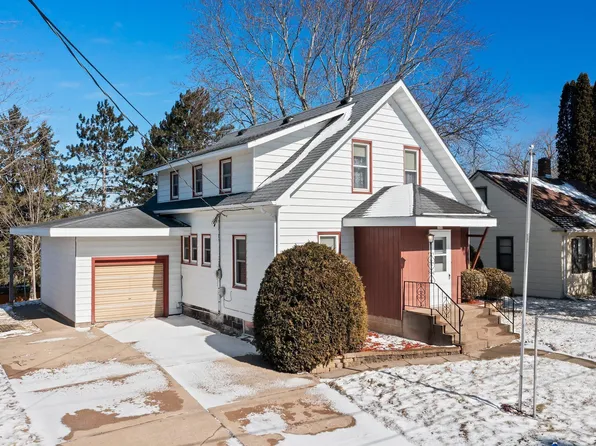 1310 Webb St, Cumberland, WI 54829