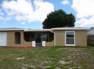 7411 Oak Crest Dr, Port Richey, FL 34668