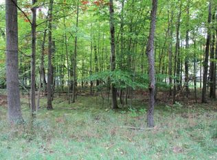 8478 Highland Trl, Stanwood, MI 49346