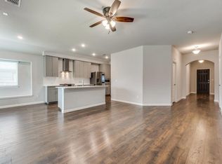 1236 Rosebush Rd, Aubrey, TX 76227