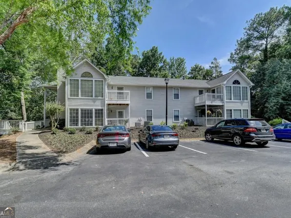 102 Gettysburg Pl, Sandy Springs, GA 30350