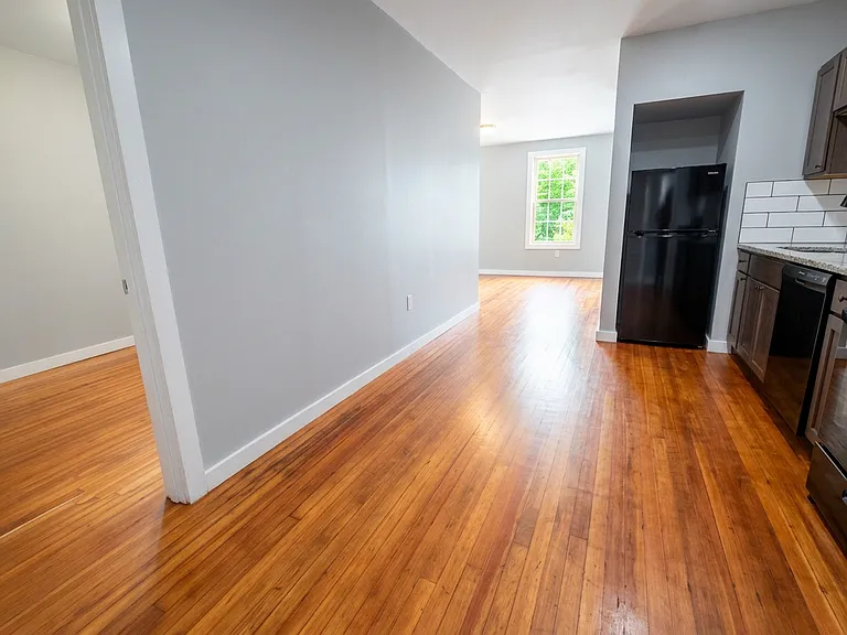 193 Livingston Ave #1 — Photo 8