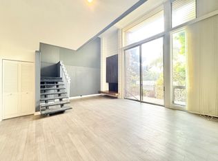 2630 Torrey Pines Rd APT E23, La Jolla, CA 92037