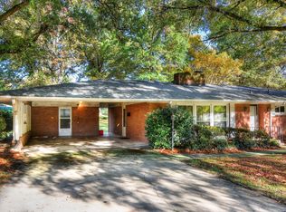 6710 Pawnee Dr, Charlotte, NC 28214