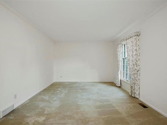 5th image of 11519 W 99th Ter