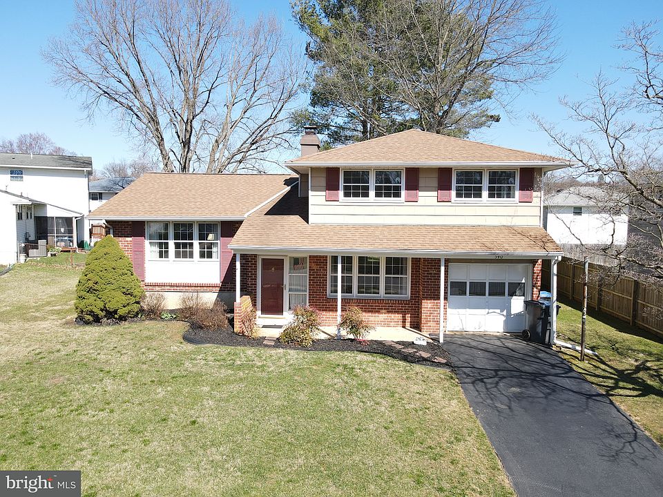 1st image of 540 Hemingway Dr