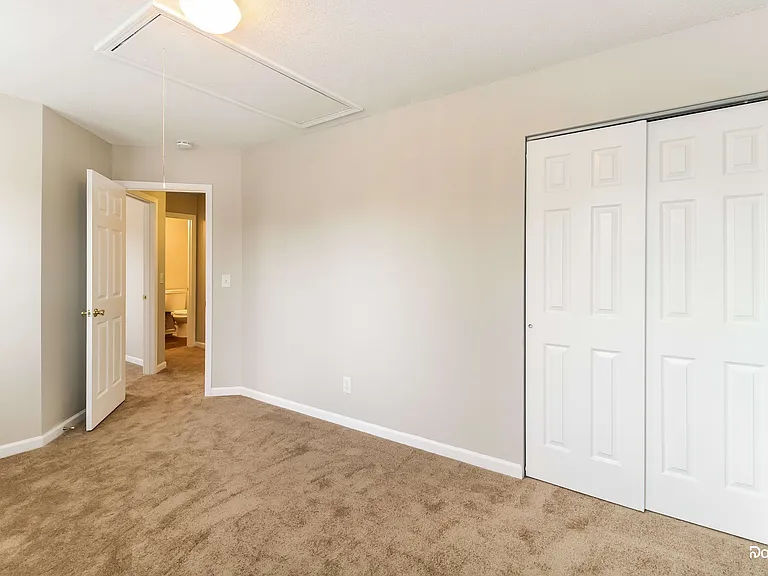 4312 Creekdale Dr — Photo 9