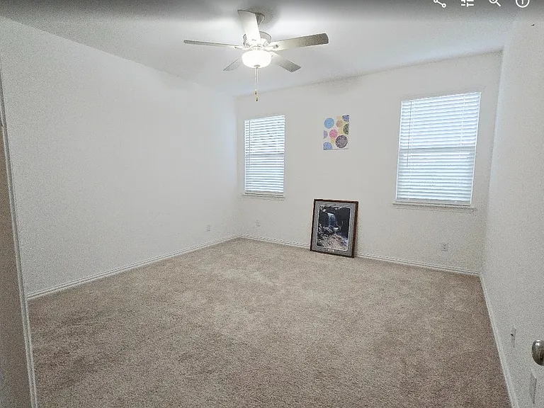 3321 Kingsdown Dr — Photo 18