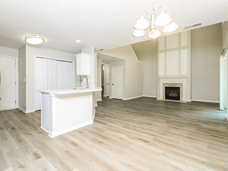 3242 Liberty Commons Dr NW — Photo 9