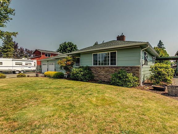 3rd image of 813 NW 2nd Ave