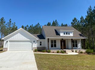 13 Brunswick Point, Sumrall, MS 39482