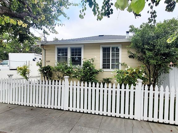 2nd image of 1085 Portola Ave Unit A