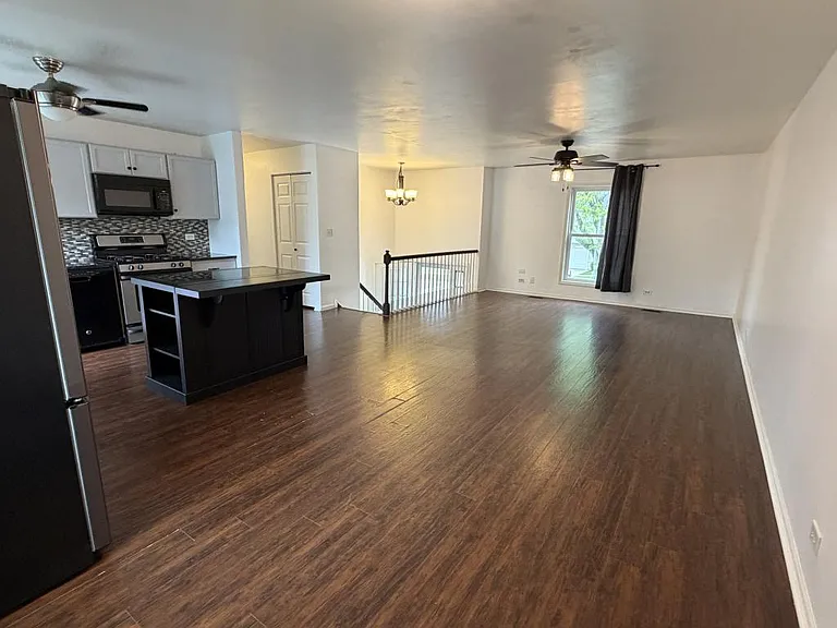 284 Hill Ave — Photo 8