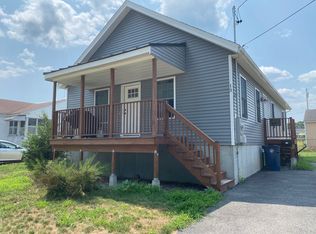 13 Victory Ave, Biddeford, ME 04005