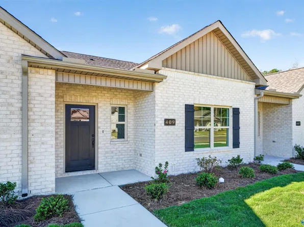 409 Clyde Ln, Hartselle, AL 35640
