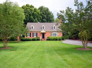 320 Muirfield Dr, Winston Salem, NC 27104