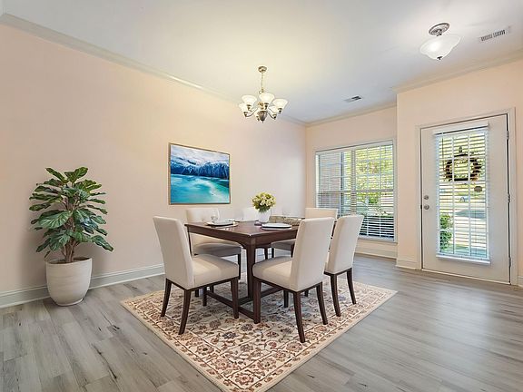 5th image of 420 Highland Cove Dr