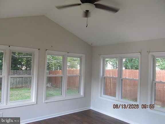 5th image of 19 Heatherfield Way