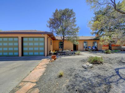 5812 Painted Pony Dr NW, Albuquerque, NM, 87120