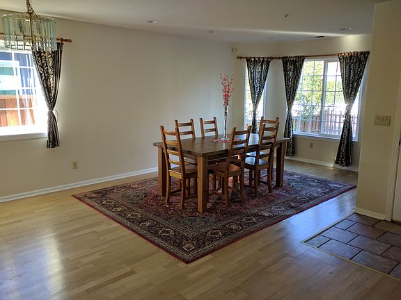 3rd image of 376 Flora Vista Ave