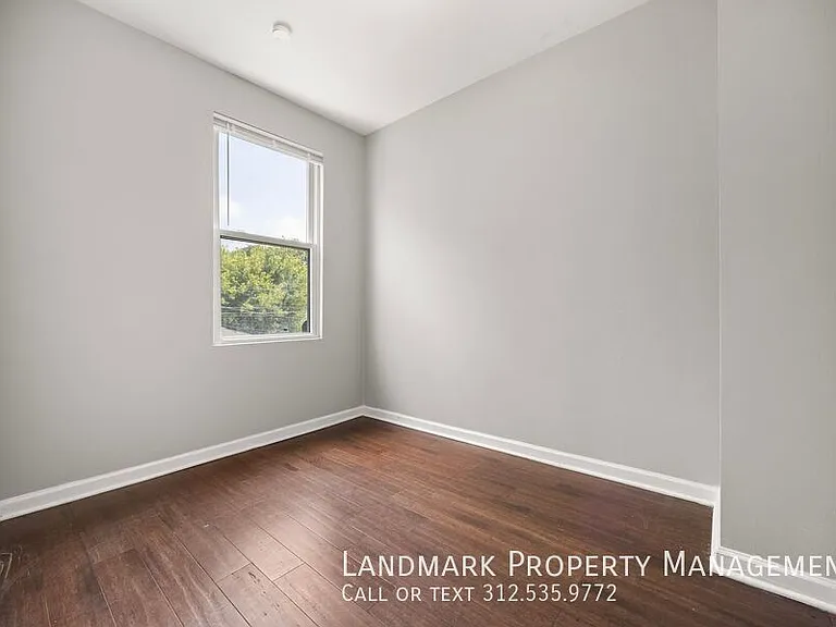 2947 N Avers Ave #2 — Photo 10