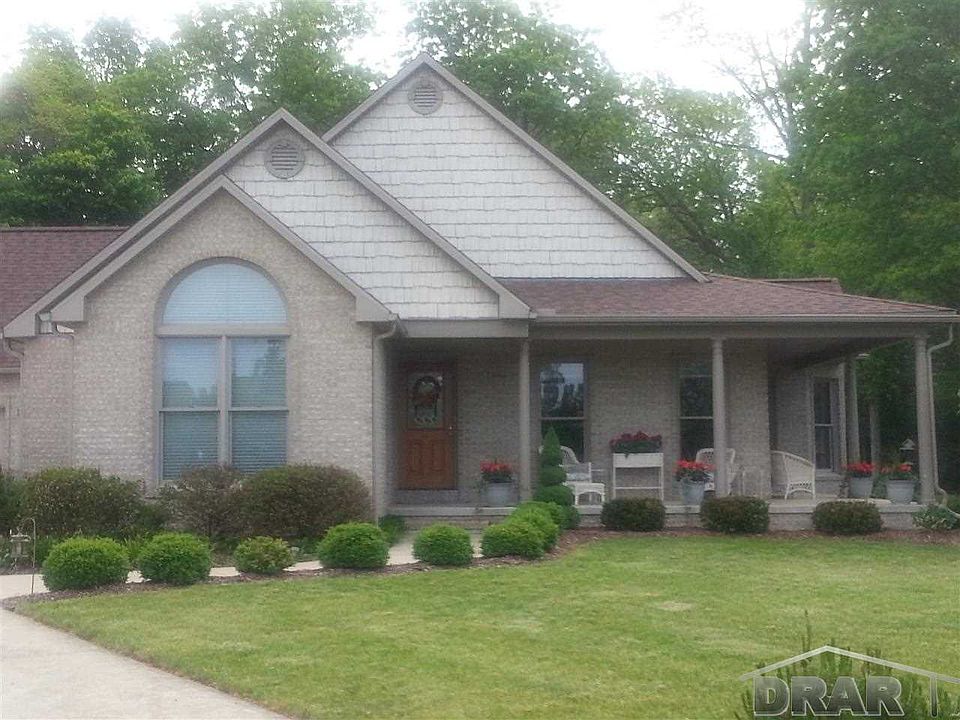 1st image of 28603 Margaret Ln
